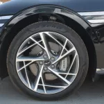 Hyundai Genesis G90 2023 model black color - Thumbnail 26