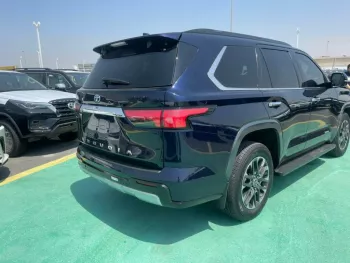 NEW 2023 Toyota Sequoia 3.5L V6 Turbo 4WD limited Hybrid engine ALLOY WHEELS, PANORAMIC ROOF Automatic ZERO KM