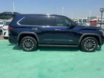 NEW 2023 Toyota Sequoia 3.5L V6 Turbo 4WD limited Hybrid engine ALLOY WHEELS, PANORAMIC ROOF Automatic ZERO KM
