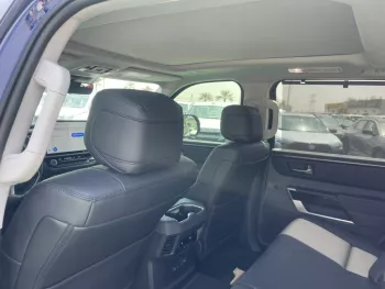 NEW 2023 Toyota Sequoia 3.5L V6 Turbo 4WD limited Hybrid engine ALLOY WHEELS, PANORAMIC ROOF Automatic ZERO KM