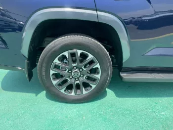 NEW 2023 Toyota Sequoia 3.5L V6 Turbo 4WD limited Hybrid engine ALLOY WHEELS, PANORAMIC ROOF Automatic ZERO KM