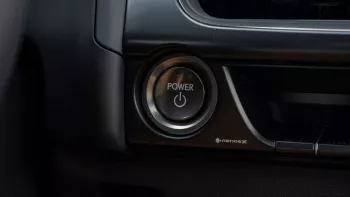 2023 LEXUS UX 250 2.0L PETROL HEV AT - WHITE