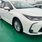 TOYOTA COROLLA HYBRID 1.8L, AT, MODEL 22, FULL OPTIONS - Thumbnail 3