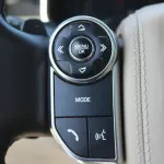 2015 RANGE ROVER HSE 4.0L AWD (USED CAR) - Thumbnail 12