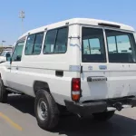 LHD - TOYOTA LANDCRUISER 78 4.2L 2023 L6 DIESEL 4WD HARD TOP STD MT - Thumbnail 5