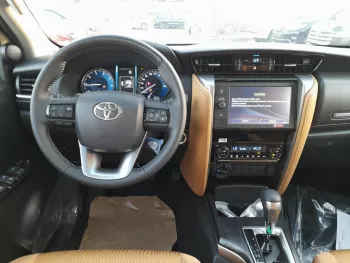 TOYOTA FORTUNER 2.8L A/T 2022