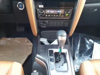 TOYOTA FORTUNER 2.8L A/T 2022