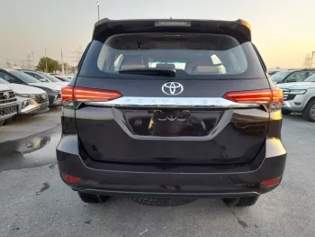 TOYOTA FORTUNER 2.8L A/T 2022