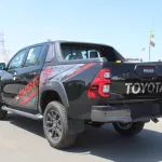 TOYOTA HILUX 4.0L 4WD 4DOORS PETROL 2023 - Thumbnail 4