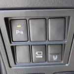 TOYOTA HILUX 4.0L 4WD 4DOORS PETROL 2023 - Thumbnail 9