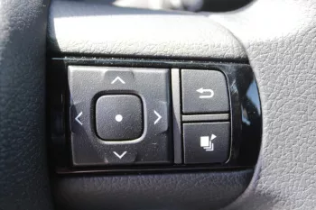 TOYOTA HILUX 4.0L 4WD 4DOORS PETROL 2023