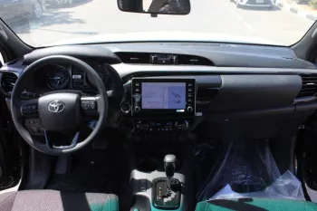 TOYOTA HILUX 4.0L 4WD 4DOORS PETROL 2023