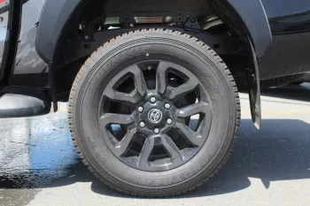 TOYOTA HILUX 4.0L 4WD 4DOORS PETROL 2023