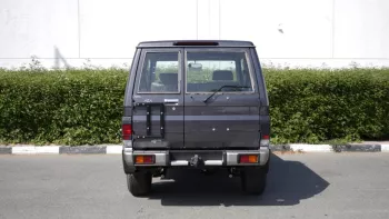 Toyota Land Cruiser Hard Top 6CYL SUV 2 doors 2022
