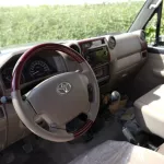 Toyota Land Cruiser Hard Top 6CYL SUV 2 doors 2022 - Thumbnail 9