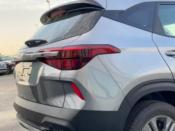 Kia Seltos 2023 1.6L FWD 4Cyl