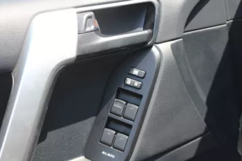 LHD - TOYOTA PRADO 2.7L PETROL 4WD TXL 2023 AUTO