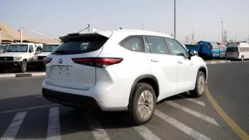 Toyota Highlander GLE Hybrid 2023 2.5L 4Cyl