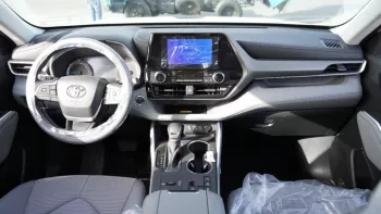 Toyota Highlander GLE Hybrid 2023 2.5L 4Cyl