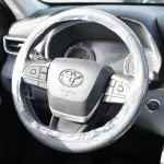 Toyota Highlander GLE Hybrid 2023 2.5L 4Cyl - Thumbnail 12