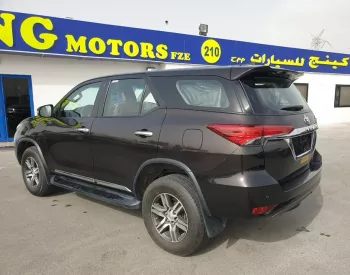 TOYOTA FORTUNER 2020