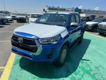 NEW 2022 TOYOTA HILUX 4.0L V6 PETROL 6 CYLINDER AUTOMATIC ZERO KM
