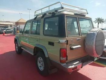Toyota Land Cruiser 76 MT 4.2L DIESEL 2023