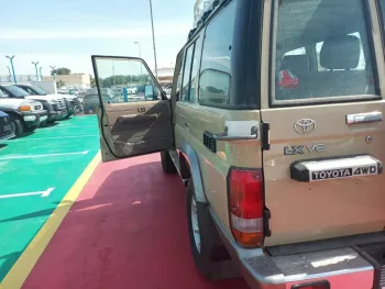 Toyota Land Cruiser 76 MT 4.2L DIESEL 2023