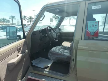 Toyota Land Cruiser 76 MT 4.2L DIESEL 2023