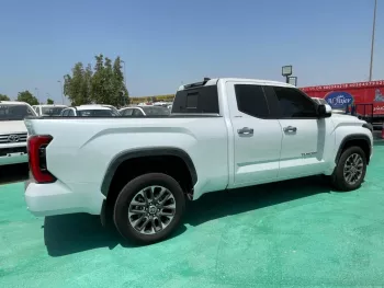 2022 Toyota Tundra Double Cab Limited, 3.5L Petrol