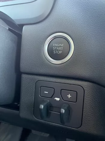 2022 Toyota Tundra Double Cab Limited, 3.5L Petrol