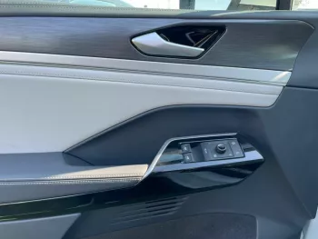2022 VOLKSWAGEN ID 6 CROZZ