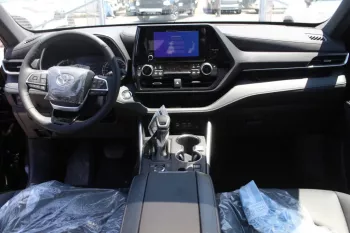 TOYOTA HIGHLANDER XSE 2.4L TURBO CANADIAN SPECS 2023 MODEL