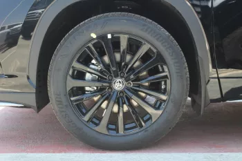 TOYOTA HIGHLANDER XSE 2.4L TURBO CANADIAN SPECS 2023 MODEL