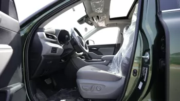 Toyota Highlander GLE Hybrid 2023 AWD 2.5L 4Cyl