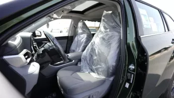 Toyota Highlander GLE Hybrid 2023 AWD 2.5L 4Cyl