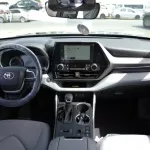 Toyota Highlander GLE Hybrid 2023 AWD 2.5L 4Cyl - Thumbnail 14