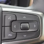 CHEVROLET SUBURBAN 5.3L PETROL AWD SUV 2022 - Thumbnail 10