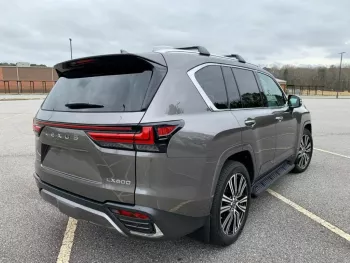 LEXUS LX600 3.5L V6 PETROL 2023 TWIN TURBO VIP 4 SEATER AUTO