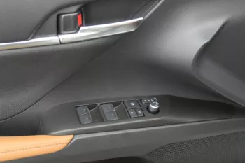 2023 TOYOTA CAMRY GRANDE 2.5 HYBRID AT