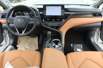 2023 TOYOTA CAMRY GRANDE 2.5 HYBRID AT
