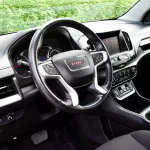 GMC terrain 1.5L 2020 used 118,000 km - Thumbnail 5