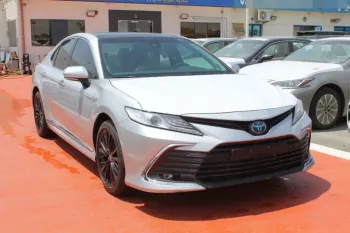 Toyota Camry Grande 2023 2.5L hybrid