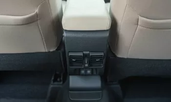 TOYOTA YARIS 1.3L PETROL AT 2023