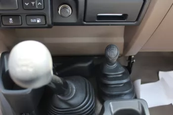 TOYOTA LAND CRUISER LX PICKUP 4.0L PETROL 4WD 2023 BEIGE