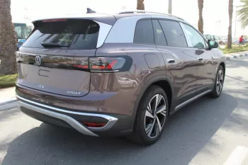 VOLKSWAGEN ID 6 PRO CROZZ ELECTRIC CAR 6 STR 2022MY