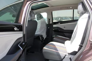VOLKSWAGEN ID 6 PRO CROZZ ELECTRIC CAR 6 STR 2022MY