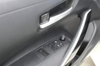 TOYOTA COROLLA HYBRID FWD 1.8L 2021