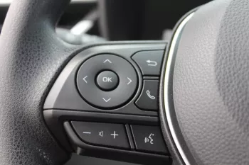 TOYOTA COROLLA HYBRID FWD 1.8L 2021