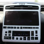 HYUNDAI TUCSON 1.6L PETROL 2022 WHITE - Thumbnail 12
